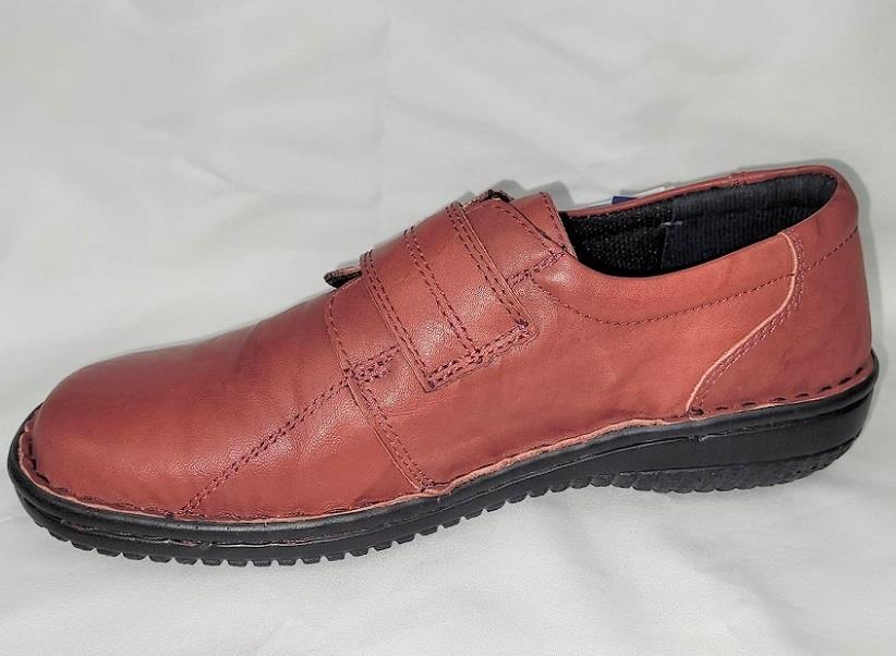 Volks Walkers Weil Crinkle - Womens