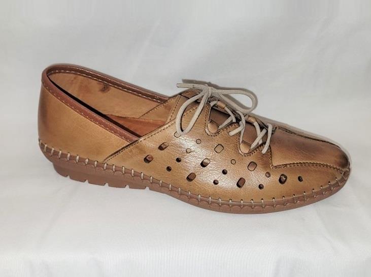 Volks Walkers Lace up Shoe