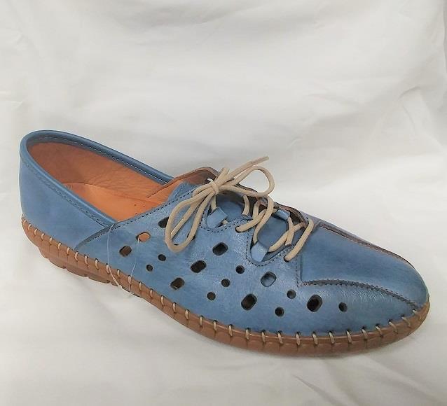 Volks Walkers Lace up Leather Flats - Womens