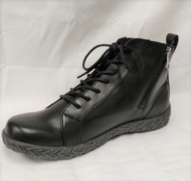 Wanderlust Petra Boots - Womens