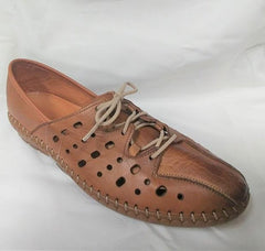 Volks Walkers Lace up Leather Flats - Womens